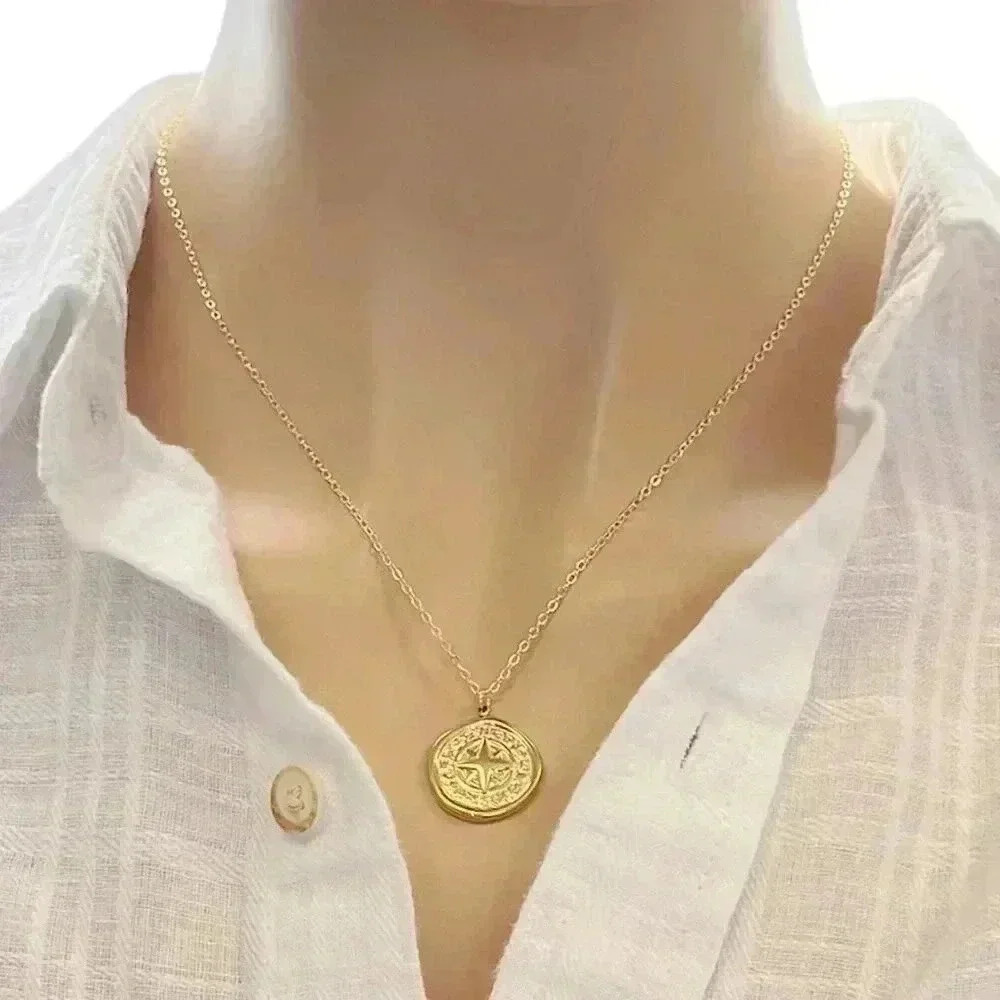Compass gold coin necklace graduation gift - Picture 7 of 12